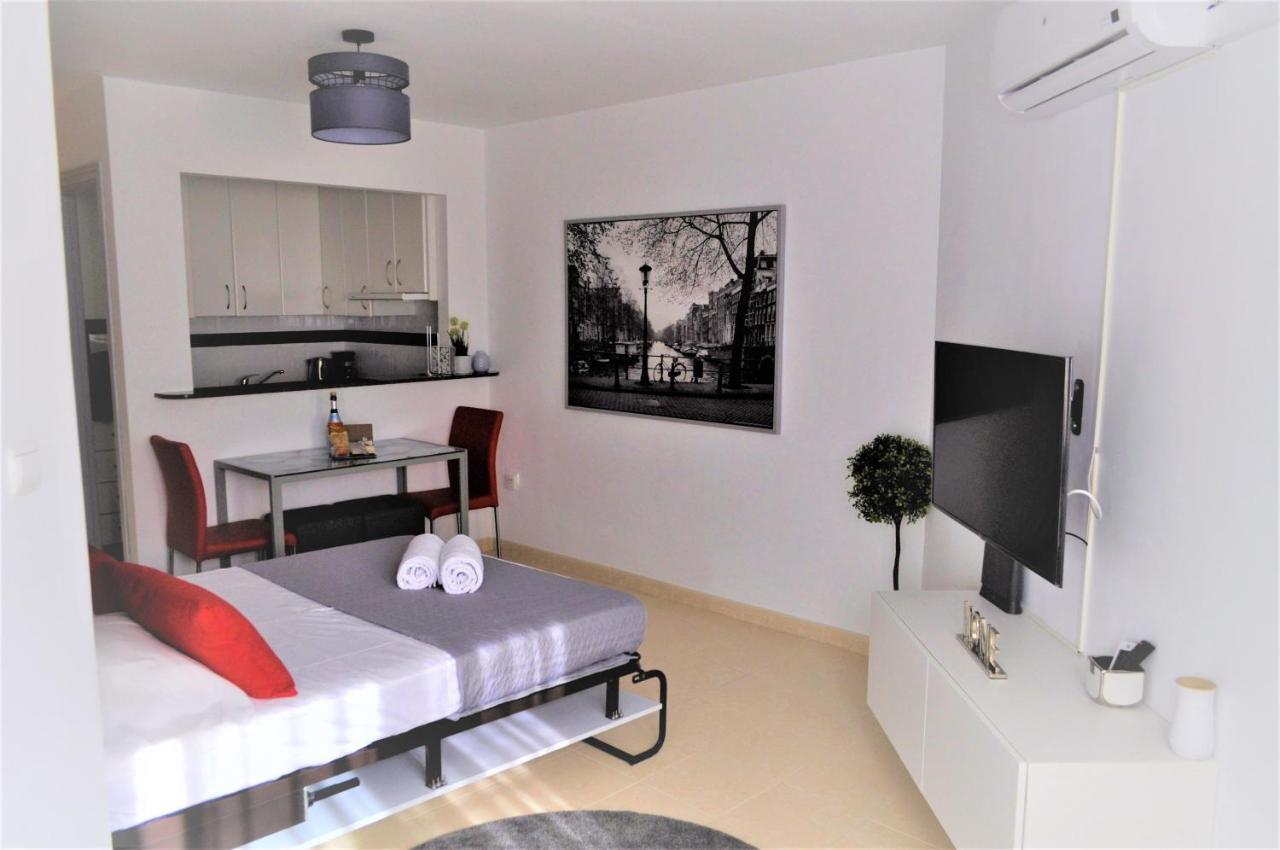 Studio In The Center Of Torremolinos Appartement Buitenkant foto